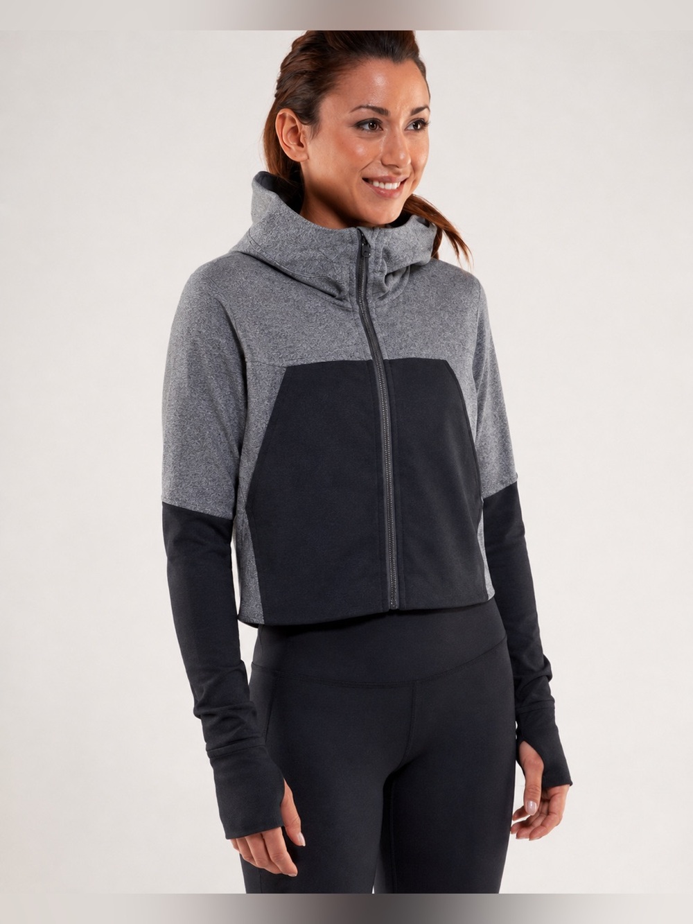 Rare Lululemon Jacket Lululemon Unleash Strength  Hoodie Crop Size 8 Oversized